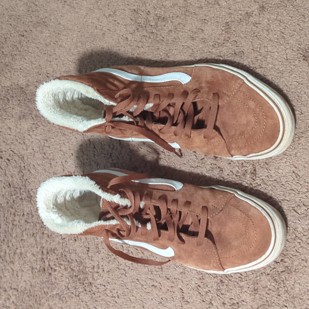 Vans Sk8-Hi fur lined with Scotch guard water resistance